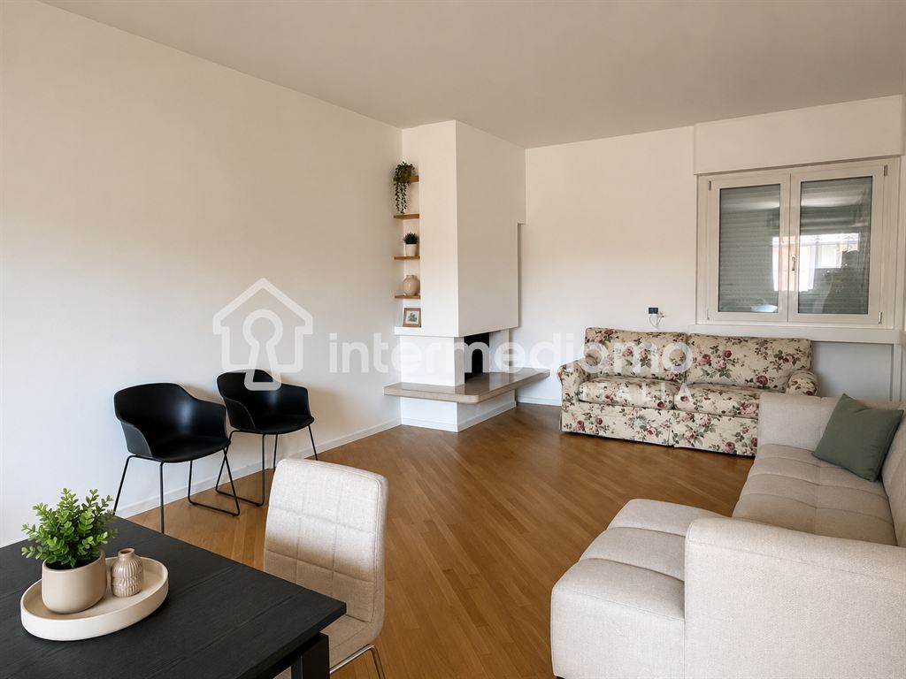 AMPIO QUADRILOCALE IN AFFITTO VICINO AI SERVIZI - Appartamento Residenziale Arco